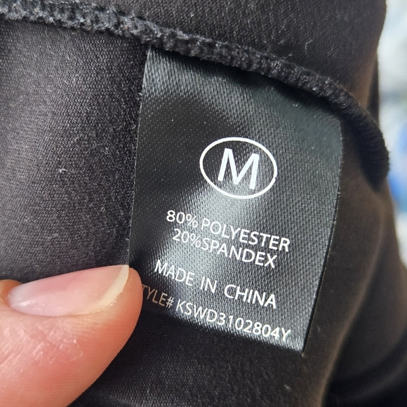 Fashion nova Black Halter Top Midi Dress With Front Cut Out Design Sz M - Picture 8 of 8